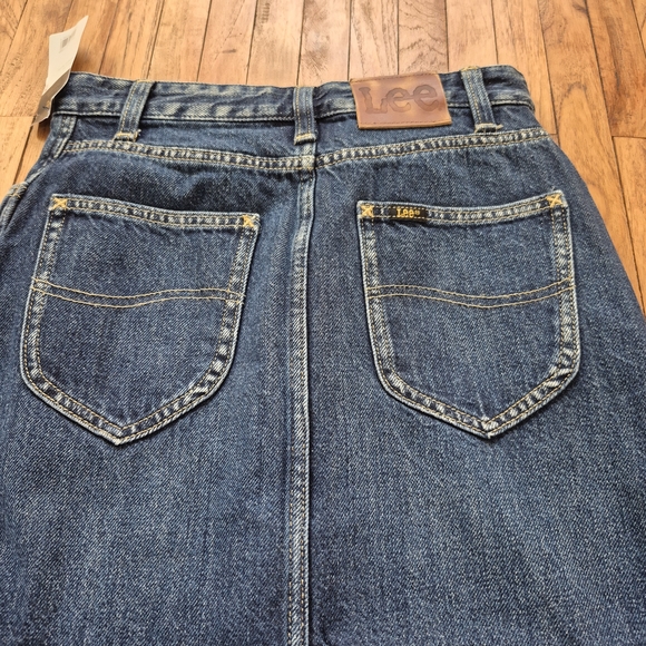 Lee Dark Blue Button-Front Denim Midi Skirt - Picture 6 of 7